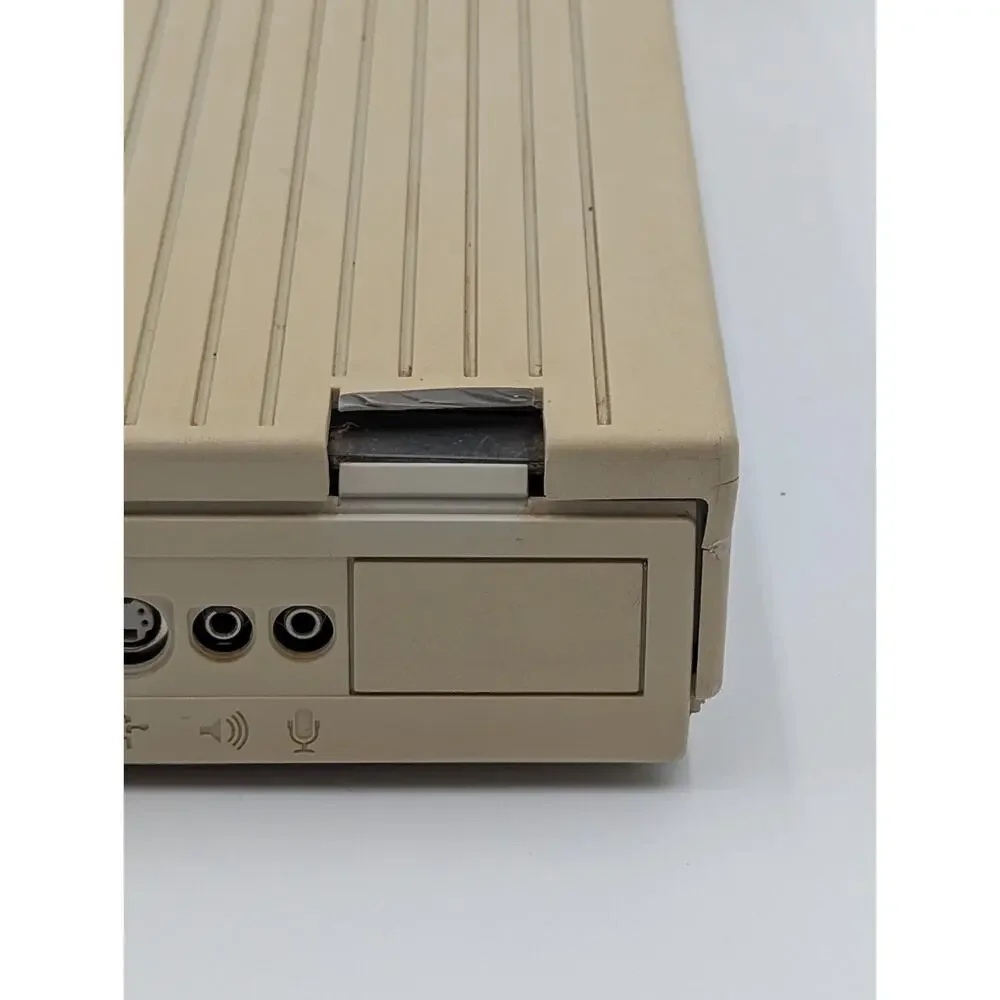 Vintage 1993 Apple Macintosh Performa 466 Computer Model M1254 Untested As-Is